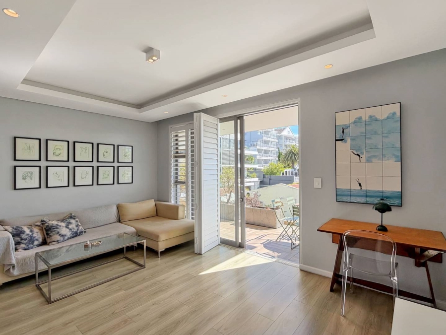 2 Bedroom Property for Sale in Green Point Western Cape